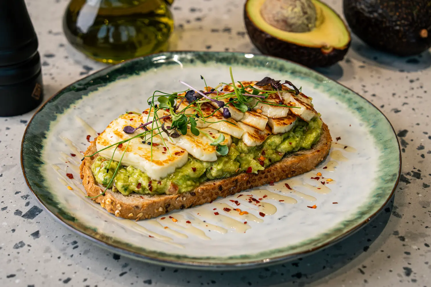 Avo Halloumi Toast (D/G)