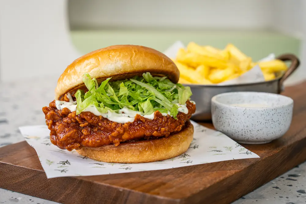 Buffalo Chicken Burger (D/G)