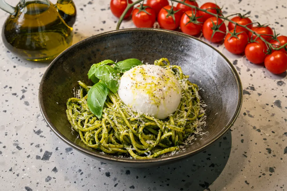 Burrata Pesto Linguini (D)